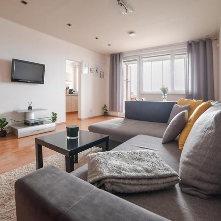 Strawberry Apartment Bratislava Exteriér fotografie